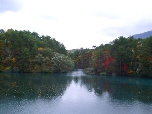毘沙門沼(五色沼)
